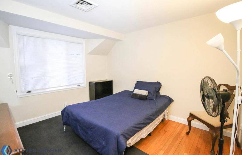 Town Plot Waterbury Apartment ภายนอก รูปภาพ