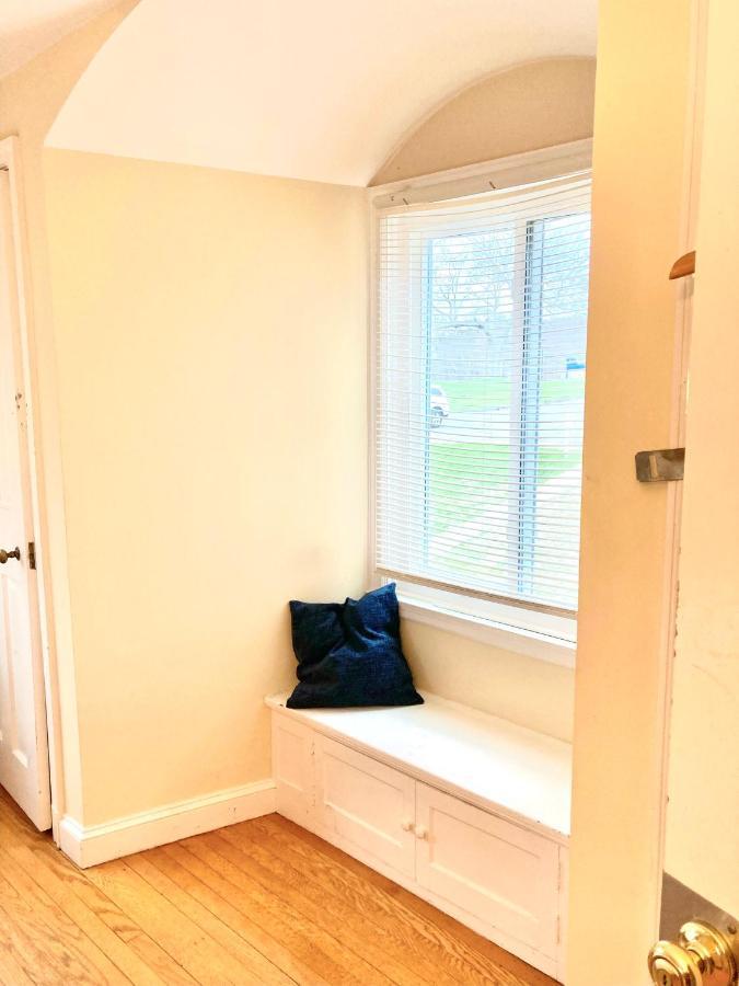 Town Plot Waterbury Apartment ภายนอก รูปภาพ