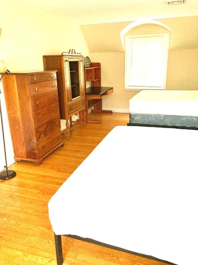 Town Plot Waterbury Apartment ภายนอก รูปภาพ