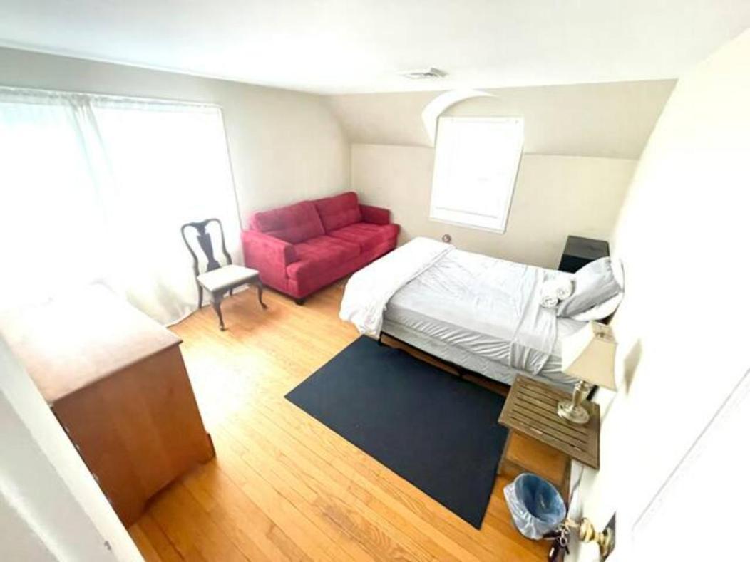Town Plot Waterbury Apartment ภายนอก รูปภาพ